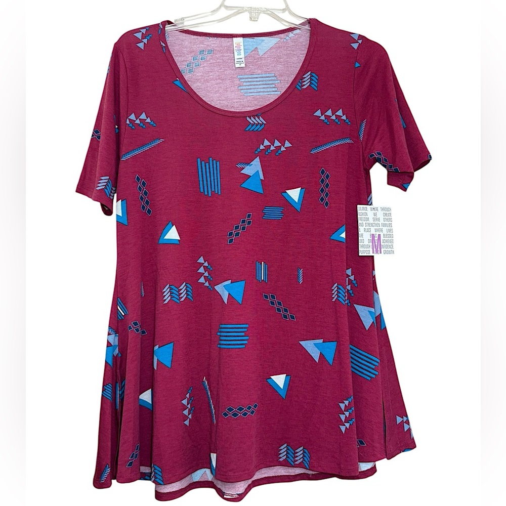 NWT LuLaRoe Classic T red blue white Aztec print short sleeve t-shirt medium